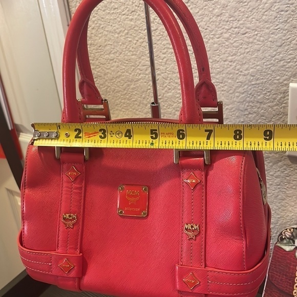 Authentic MCM Speedy Bag in Sapphiano Leather - Picture 2 of 11